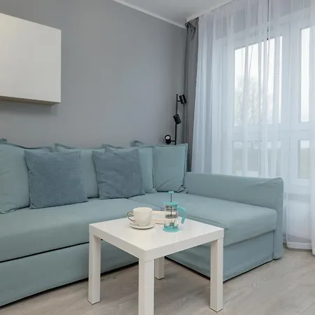 Apartament Cztery Pory Roku Komfortowy Z Balkonem I Miejscem Do Pracy By Renters Kołobrzeg